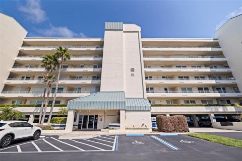 Copropriété à vendre à South Pasadena, Floride: 2 chambres, 106.37 m2 № 1719470 - photo 2
