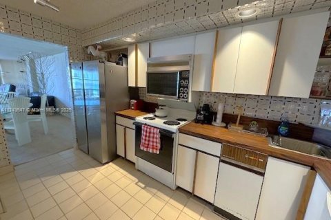 Copropriété à vendre à Miami Beach, Floride: 2 chambres, 167.69 m2 № 1739763 - photo 7
