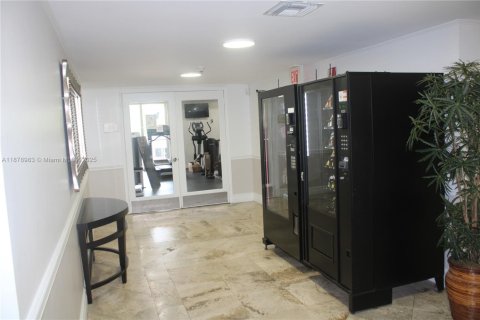 Condominio en venta en Fort Lauderdale, Florida, 2 dormitorios, 107.12 m2 № 1922155 - foto 25