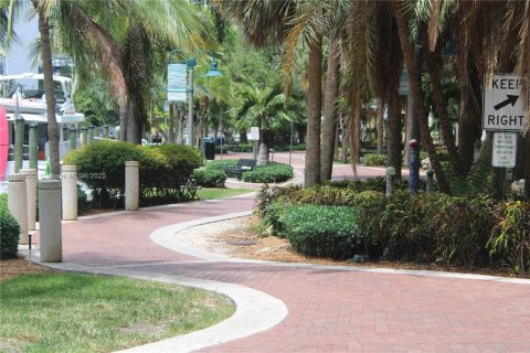 Condominio en venta en Fort Lauderdale, Florida, 2 dormitorios, 107.12 m2 № 1922155 - foto 29