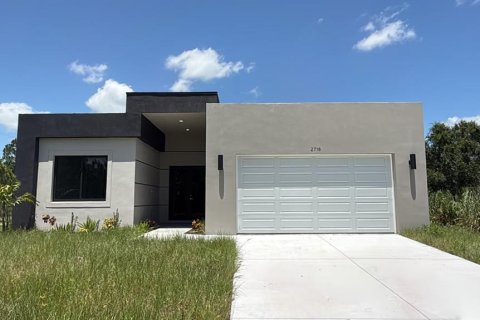 Casa en Lehigh Acres, Florida 4 dormitorios, 161.37 m2 № 2371897