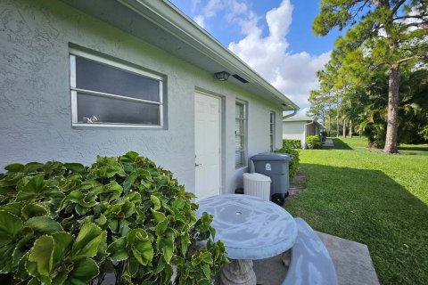 Condo in Delray Beach, Florida, 2 bedrooms  № 2146739 - photo 14