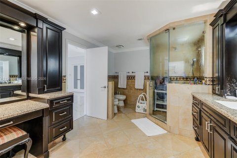 Купить виллу или дом в Майами, Флорида 5 спален, 331.38м2, № 2049030 - фото 30