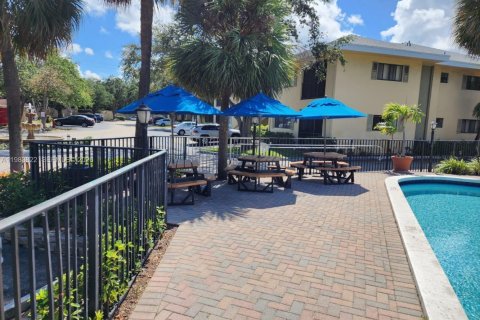 Apartment in Fort Lauderdale, Florida 1 bedroom, 58.71 sq.m. № 2045621 - photo 2