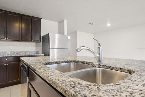 Casa en venta en Poinciana, Florida, 5 dormitorios, 183.48 m2 № 2383376 - foto 14