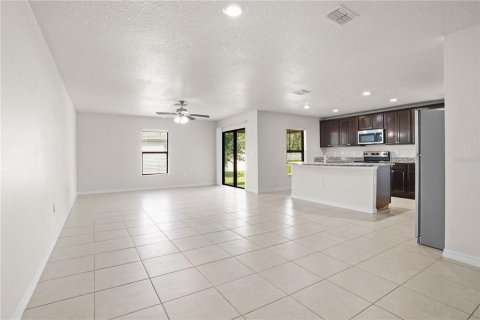 Casa en venta en Poinciana, Florida, 5 dormitorios, 183.48 m2 № 2383376 - foto 9