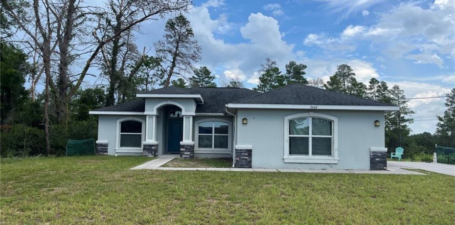 Villa ou maison à Spring Hill, Floride 3 chambres, 128.76 m2 № 2238054