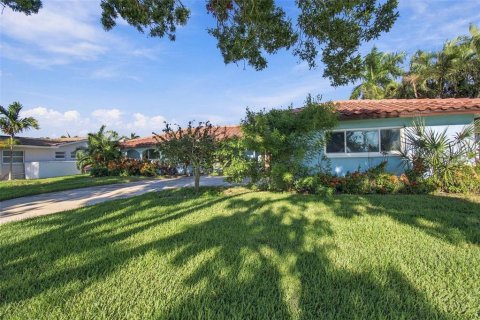 Villa ou maison à vendre à Treasure Island, Floride: 3 chambres, 264.4 m2 № 2416280 - photo 4