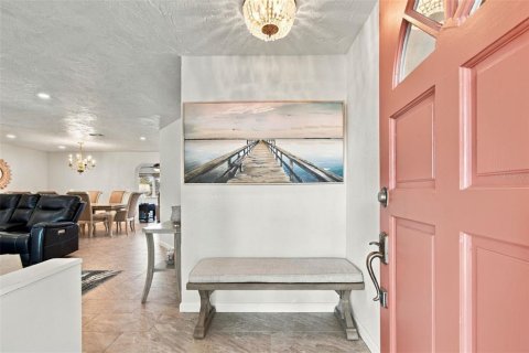 Villa ou maison à vendre à Treasure Island, Floride: 3 chambres, 264.4 m2 № 2416280 - photo 7
