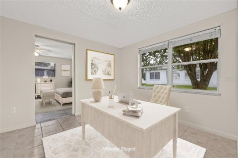 Condo in Pinellas Park, Florida, 2 bedrooms  № 1881259 - photo 6