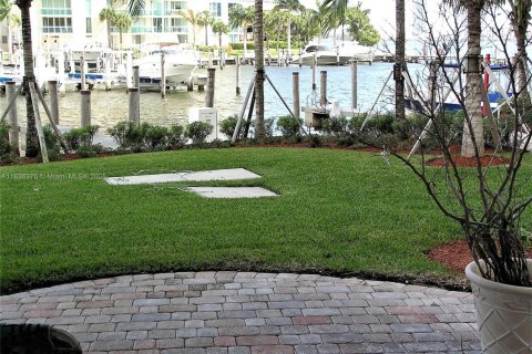Condominio en alquiler en Aventura, Florida, 3 dormitorios, 155.15 m2 № 1823910 - foto 5