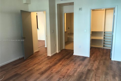 Condominio en alquiler en Aventura, Florida, 3 dormitorios, 155.15 m2 № 1823910 - foto 15