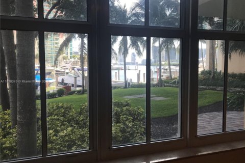 Condominio en alquiler en Aventura, Florida, 3 dormitorios, 155.15 m2 № 1823910 - foto 27