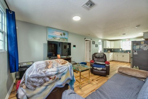 House in Clearwater, Florida 2 bedrooms, 92.53 sq.m. № 1879297 - photo 4
