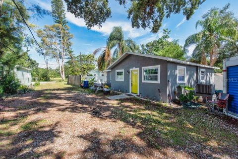 House in Clearwater, Florida 2 bedrooms, 92.53 sq.m. № 1879297 - photo 23