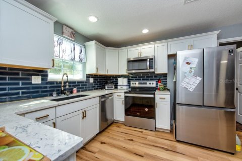 House in Clearwater, Florida 2 bedrooms, 92.53 sq.m. № 1879297 - photo 9