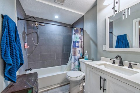 House in Clearwater, Florida 2 bedrooms, 92.53 sq.m. № 1879297 - photo 12