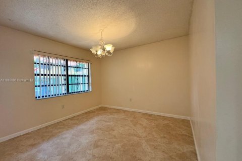 Copropriété à vendre à Miami, Floride: 3 chambres, 149.57 m2 № 1852299 - photo 9