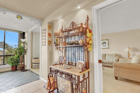 Condo in Jupiter, Florida, 2 bedrooms № 2251194 - photo 23