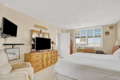 Condo in Jupiter, Florida, 2 bedrooms № 2251194 - photo 27