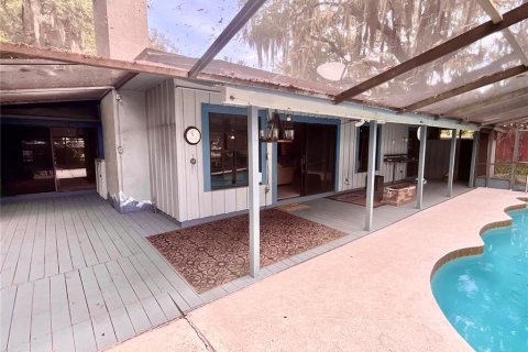 House in Eustis, Florida 3 bedrooms, 206.24 sq.m. № 2341807 - photo 22