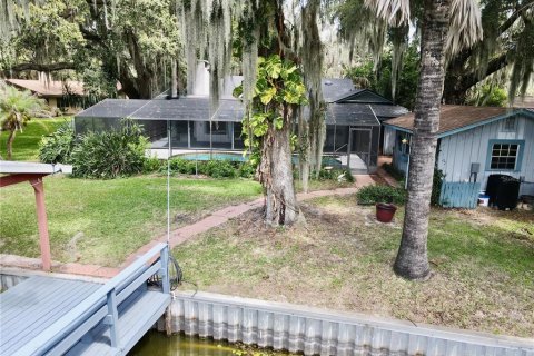 House in Eustis, Florida 3 bedrooms, 206.24 sq.m. № 2341807 - photo 20