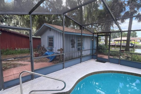 House in Eustis, Florida 3 bedrooms, 206.24 sq.m. № 2341807 - photo 24