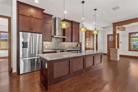 Villa ou maison à louer à Leesburg, Floride: 3 chambres, 163.6 m2 № 2284770 - photo 16