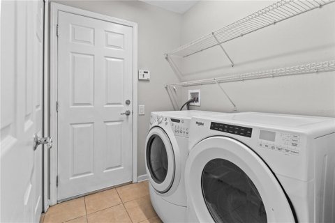 House in Brooksville, Florida 3 bedrooms, 168.52 sq.m. № 1815972 - photo 24
