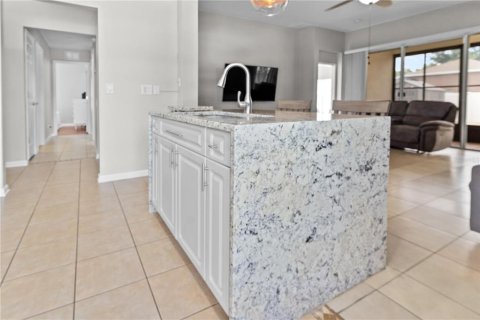 House in Brooksville, Florida 3 bedrooms, 168.52 sq.m. № 1815972 - photo 7