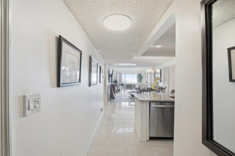Condominio en venta en Jensen Beach, Florida, 2 dormitorios, 103.31 m2 № 2244614 - foto 8