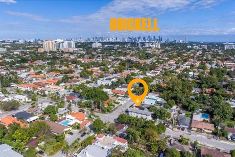 Casa en venta en Miami, Florida, 2 dormitorios, 112.88 m2 № 2011291 - foto 18