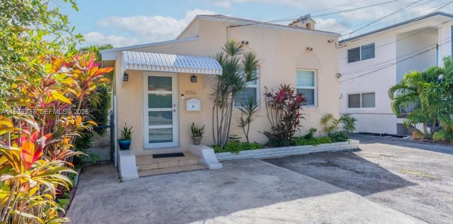 Casa en Miami, Florida 2 dormitorios, 112.88 m2 № 2011291