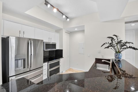 Copropriété à vendre à West Palm Beach, Floride: 2 chambres, 106.37 m2 № 2249474 - photo 8