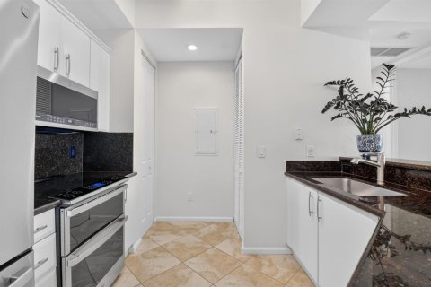 Copropriété à vendre à West Palm Beach, Floride: 2 chambres, 106.37 m2 № 2249474 - photo 9