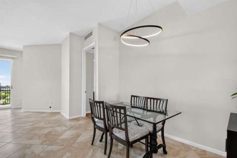 Copropriété à vendre à West Palm Beach, Floride: 2 chambres, 106.37 m2 № 2249474 - photo 4