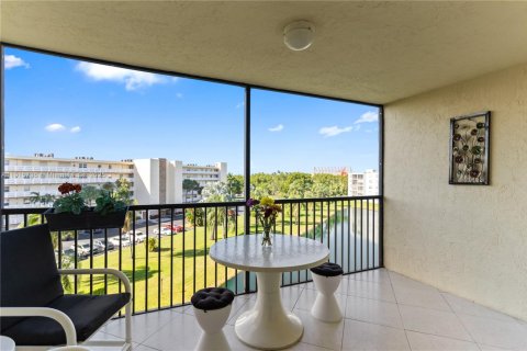 Condo in Dania Beach, Florida, 2 bedrooms  № 1970758 - photo 21