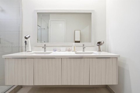 Touwnhouse à louer à Doral, Floride: 3 chambres, 221.01 m2 № 1955396 - photo 22