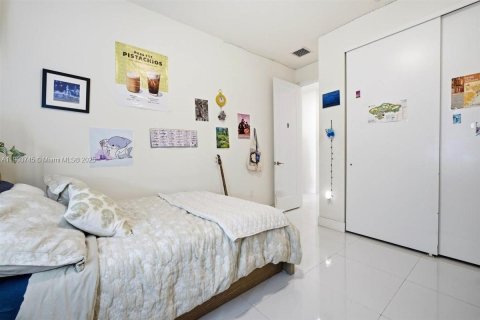 Touwnhouse à louer à Doral, Floride: 3 chambres, 221.01 m2 № 1955396 - photo 24