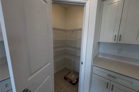 Villa ou maison à louer à Kissimmee, Floride: 4 chambres, 174.56 m2 № 2113732 - photo 11