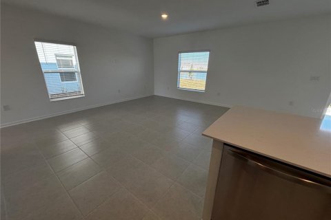 Villa ou maison à louer à Kissimmee, Floride: 4 chambres, 174.56 m2 № 2113732 - photo 13