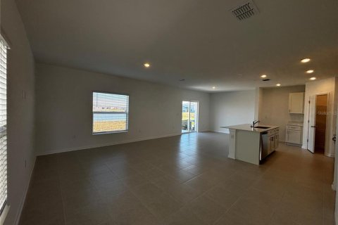 Villa ou maison à louer à Kissimmee, Floride: 4 chambres, 174.56 m2 № 2113732 - photo 7