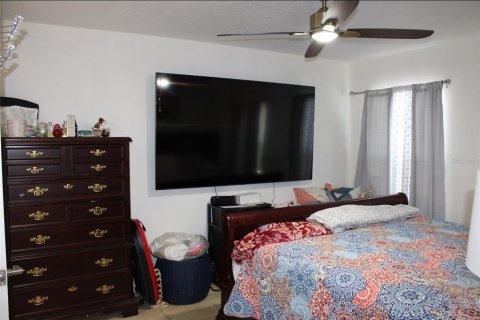Villa ou maison à vendre à Kissimmee, Floride: 3 chambres, 104.05 m2 № 1565494 - photo 7