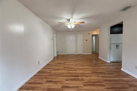 Casa en venta en Orlando, Florida, 2 dormitorios, 124.77 m2 № 1916689 - foto 13
