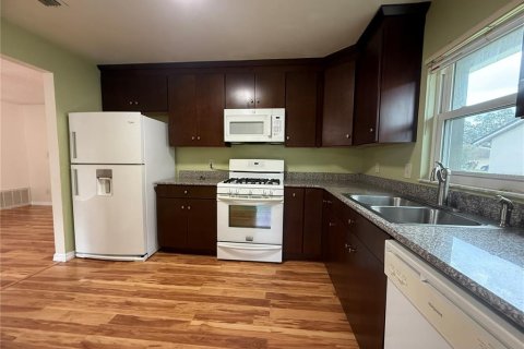 Casa en venta en Orlando, Florida, 2 dormitorios, 124.77 m2 № 1916689 - foto 6