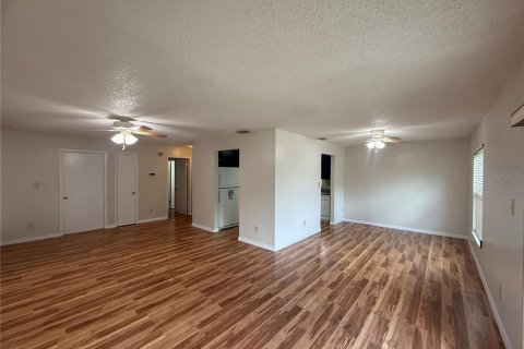 Casa en venta en Orlando, Florida, 2 dormitorios, 124.77 m2 № 1916689 - foto 20