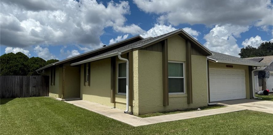 Casa en Orlando, Florida 2 dormitorios, 124.77 m2 № 1916689