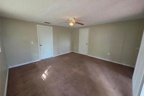 Villa ou maison à louer à Tampa, Floride: 3 chambres, 93.37 m2 № 2425387 - photo 15