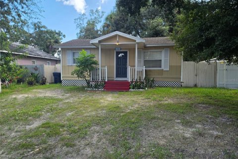 Villa ou maison à louer à Tampa, Floride: 3 chambres, 93.37 m2 № 2425387 - photo 2
