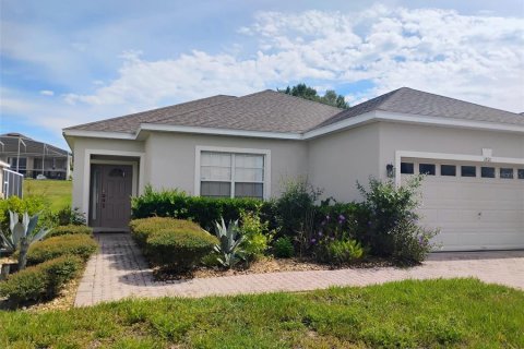 House in Davenport, Florida 4 bedrooms, 135.36 sq.m. № 2393910 - photo 3